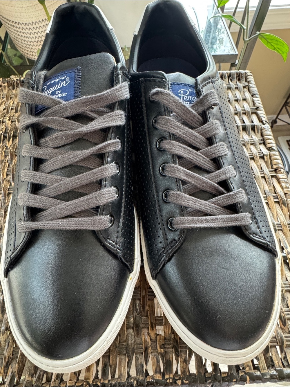Original Penguin Black Men's Low-Top Sneakers Mens size 9